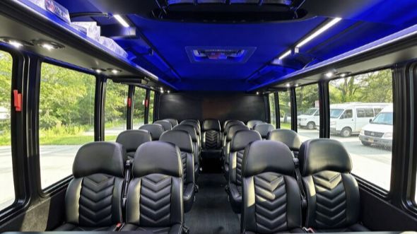 18 passenger minibus rental